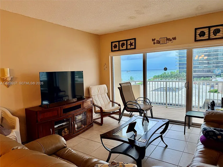 1950 S Ocean Dr #5L — Photo 6