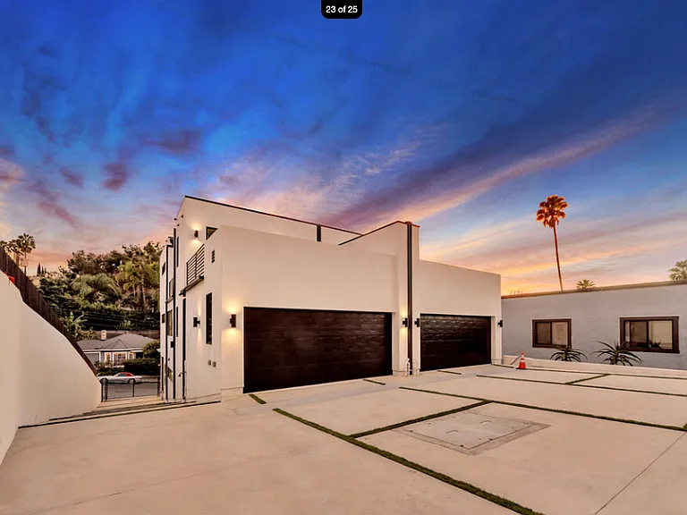 6327 1/2 Primrose Ave — Photo 11