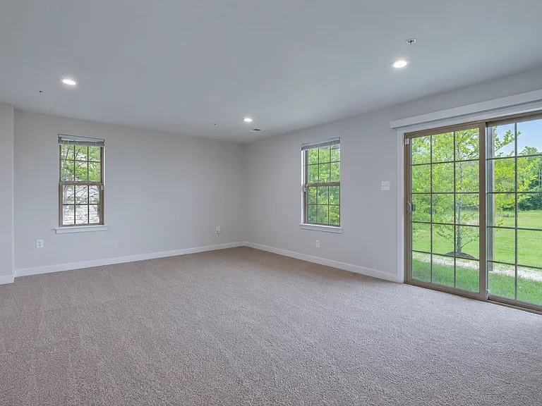 8032 Spring Arbor Dr — Photo 4