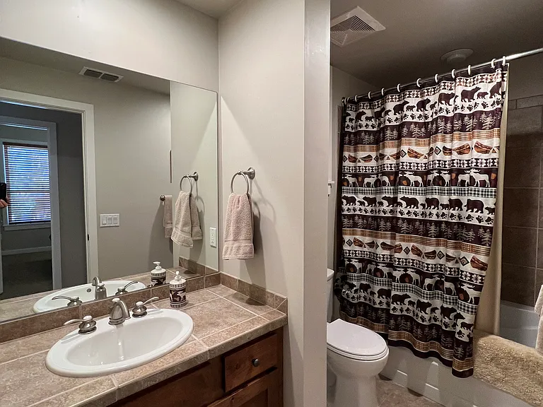 6002 Saint Moritz Dr #G — Photo 10
