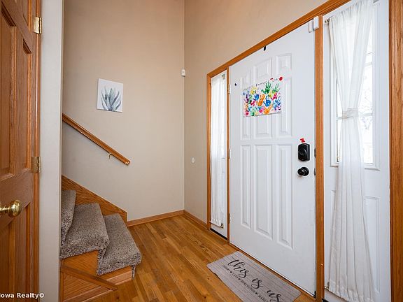 3rd image of 1008 N O St