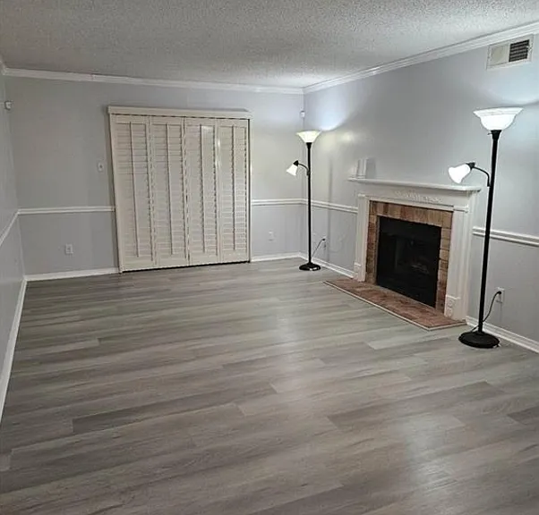 1251 Henckley Ave #101-1 — Photo 2