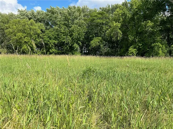 2325 North Rd, Lovington, IL 61937