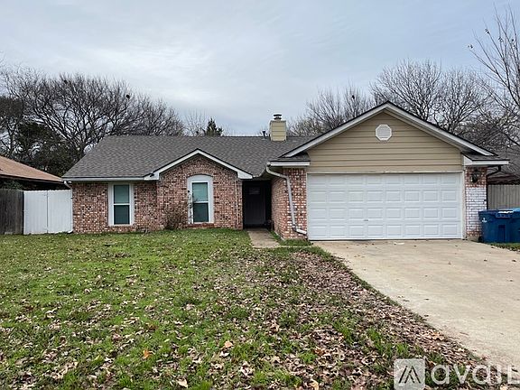 5th image of 1002 Fawn Meadow Dr