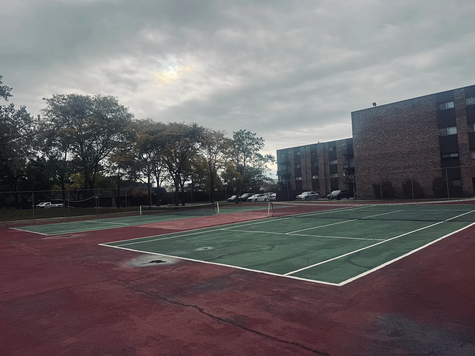 2 bed, 1300 sqft, $2,100 — Photo 3
