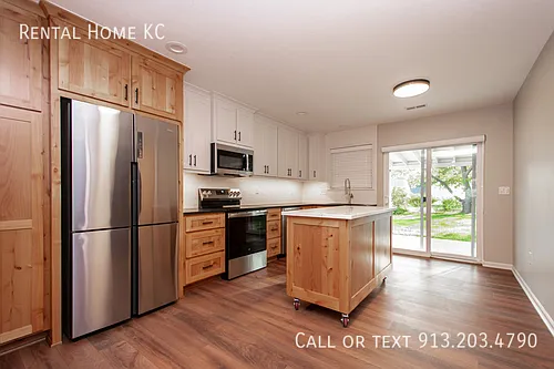 7620 Robinson St — Photo 5