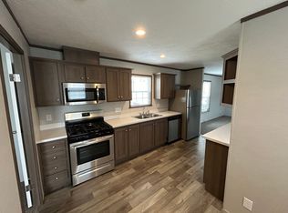 512 Washington #512, Belleville, MI 48111