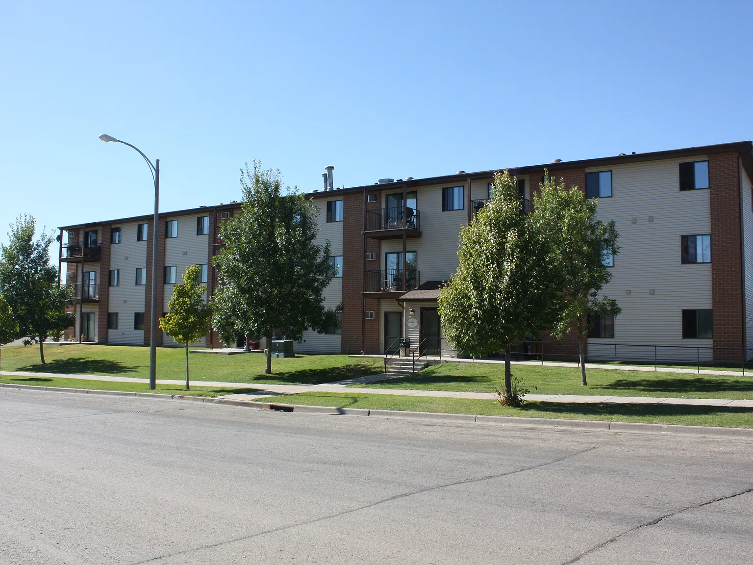 Calgary Apartments — Photo 1