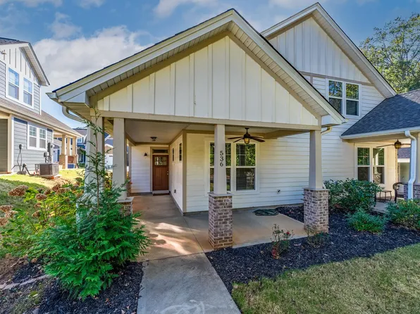 536 Twin Lake Rd, Greenville, SC 29609