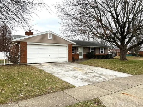 701 Gregory Ave, New Lebanon, OH 45345