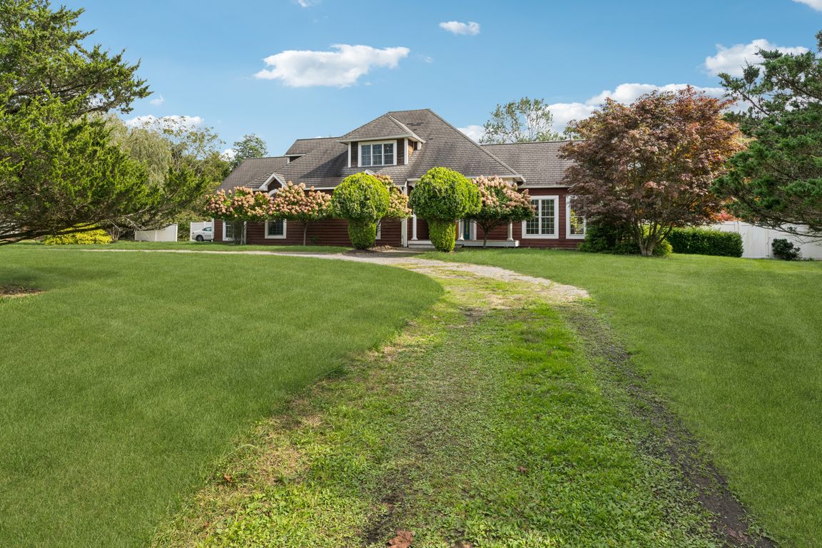 Laila Ln-L0110-002.jpg