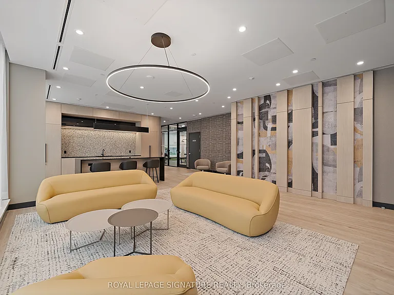 664 Spadina Ave #204 — Photo 5
