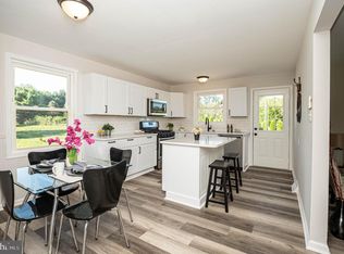 101 Media Rd, Oxford, PA 19363