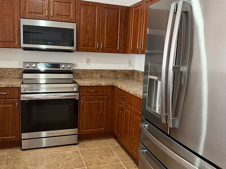 6351 Landings Way — Photo 13