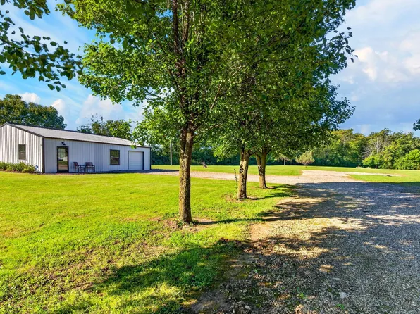 21093 Five Points Pike, Williamsport, OH 43164