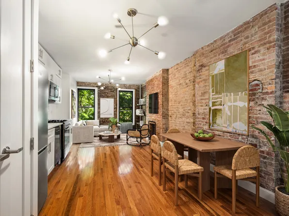 317 East 73rd Street image 2 of 7