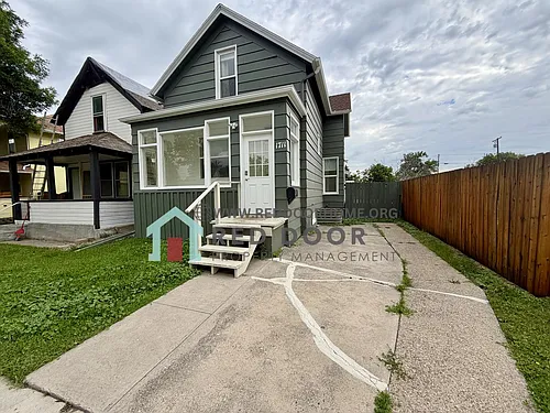 1711 6th Ave N Photo 1