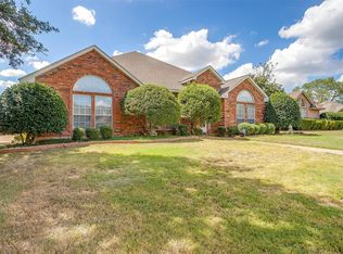 7605 Meadowside Rd, Fort Worth, TX 76132