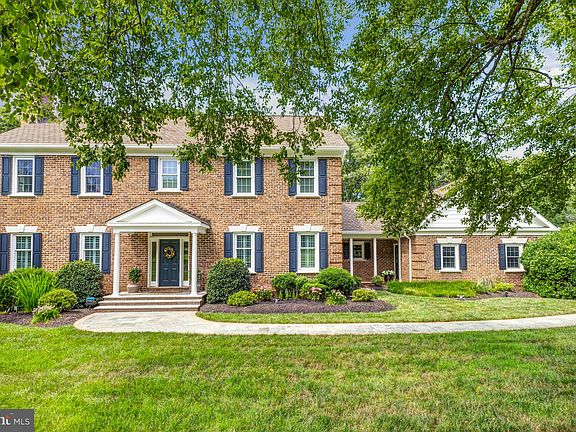 2nd image of 11602 Rolling Meadow Dr