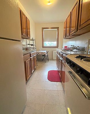 5th image of 35-20 28th St #Top