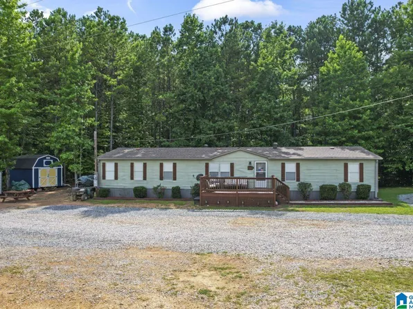 232 Lake Paradise Dr, Columbiana, AL 35051