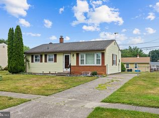 12 Shirley Dr, Middletown, PA 17057