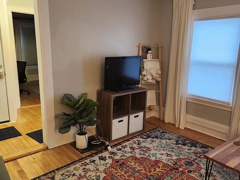 17 George St — Photo 4