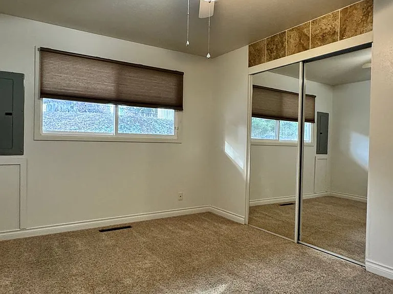 702 S 20th Ave — Photo 13