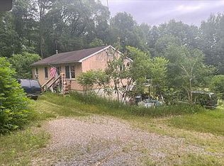 118 Mud Pond Rd, Queensbury, NY 12804