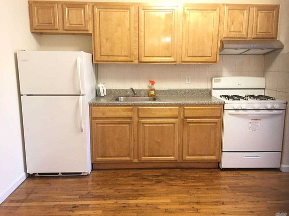 4th image of 5211 Van Loon St APT 4