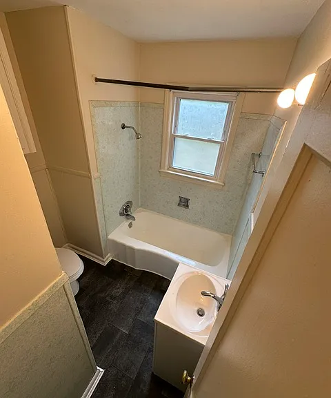 373 Juless St — Photo 3