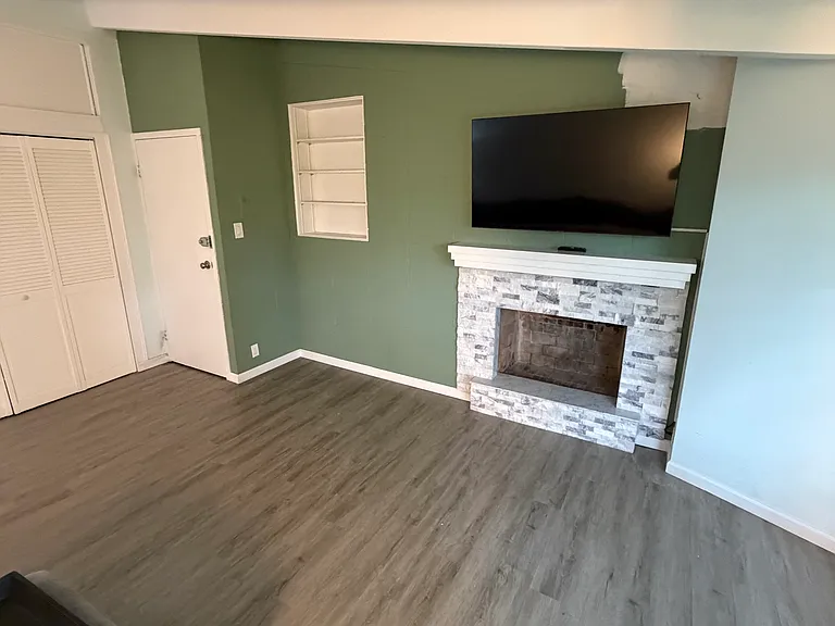 2148 W Rosemont Ave #4A — Photo 5