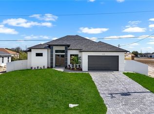 1615 NE 1st Ave, Cape Coral, FL 33909