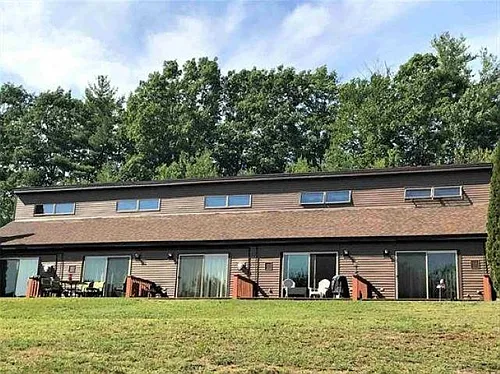 576 Francestown Rd Photo 1