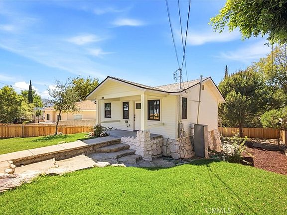 4th image of 10237 Silverton Ave
