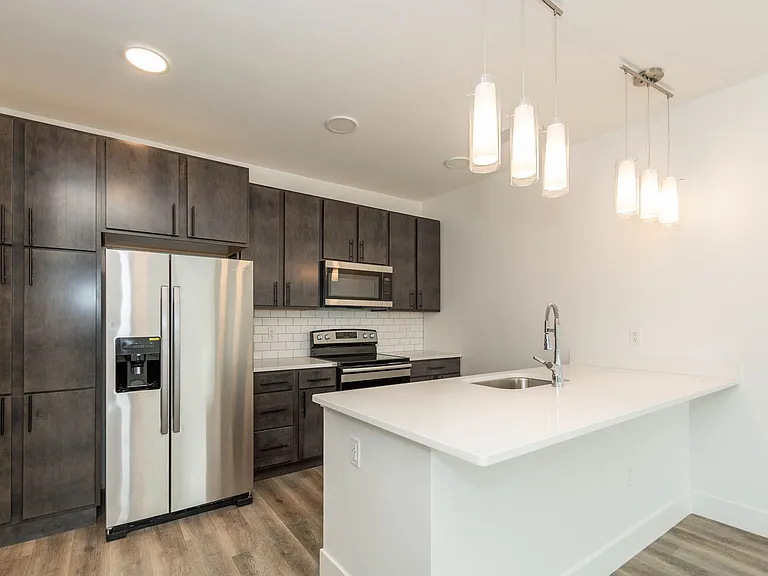 St. Barts Apartments — Photo 10