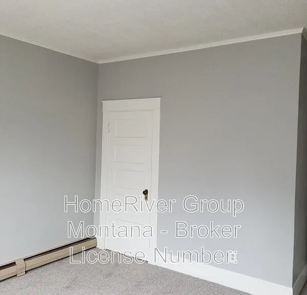 536 S 3rd St W — Photo 12