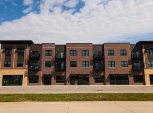 8411 Peosta Commercial Ct #202, Peosta, IA 52068