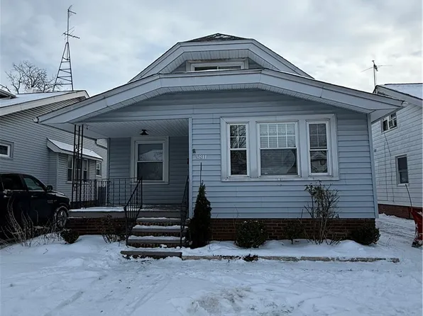 3811 W 136th St, Cleveland, OH 44111