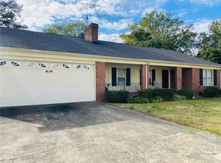 302 Moore St, Lancaster, SC 29720