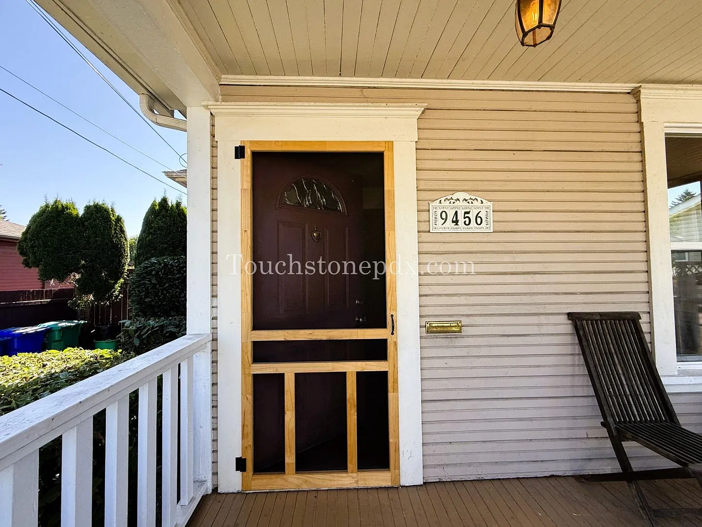 Contemporary 2 BD | 1 BA Home w/ Private Backyard — Photo 3