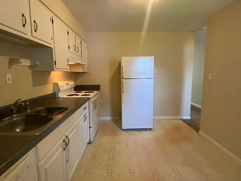 1676 Da Vinci Dr — Photo 3