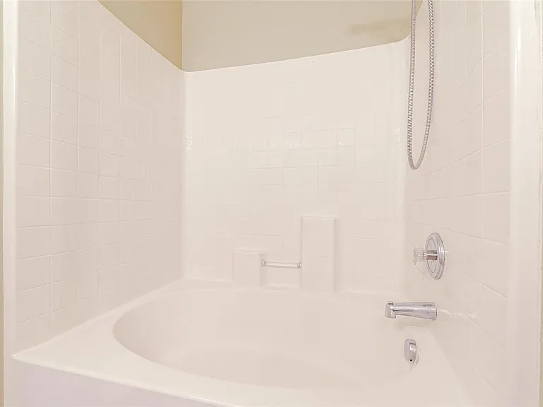 9013 Fremont Trl — Photo 25