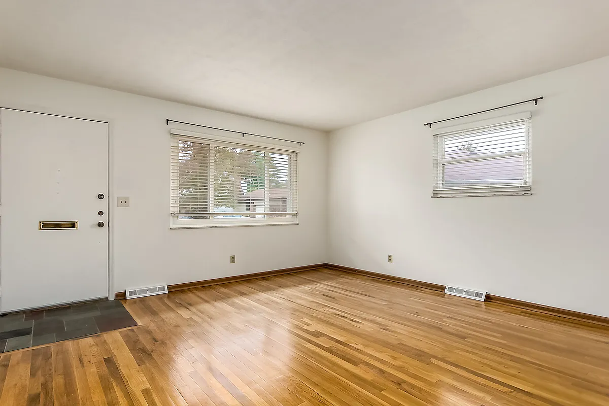 5046 Heathmoor Drive - 1 — Photo 2