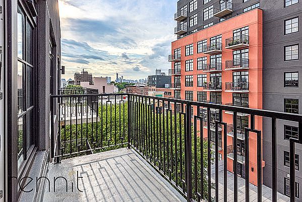 1st image of 293 Herkimer St #605