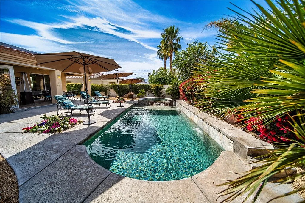 4 bed, 3.5 bath, 2990 sqft, $4,999 — Photo 2
