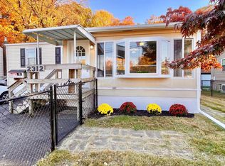 2312 Dixon Ave, Croydon, PA 19021