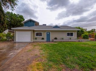 247 W Buckingham Way, Fresno, CA 93705