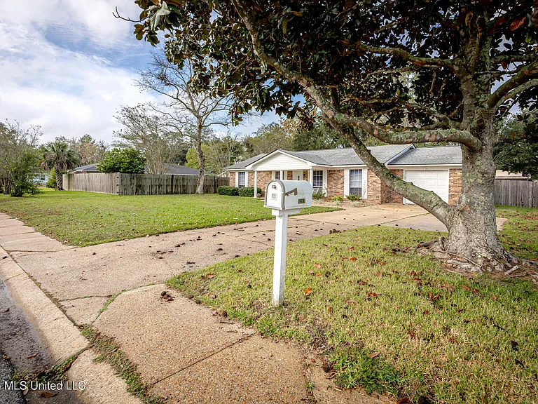 1213 King Henry Dr — Photo 64