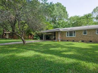 2004 Rosewood Dr NW, Huntsville, AL 35810